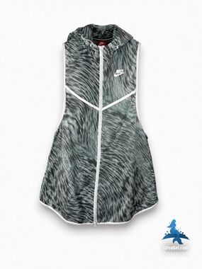 1149 NWT Nike Tech Hyperfuse Hooded Vest - Size M – Light Aqua Grey